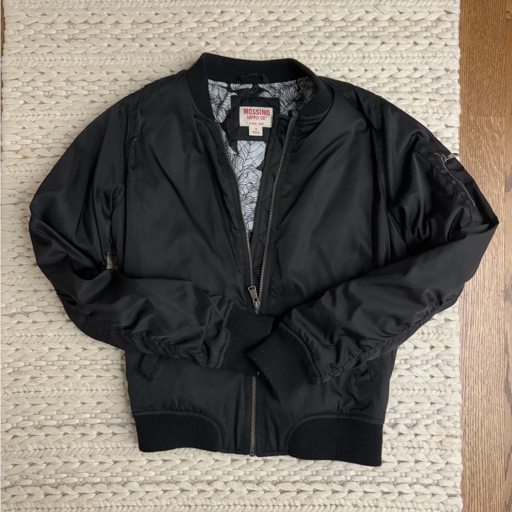 mossimo black bomer jacket